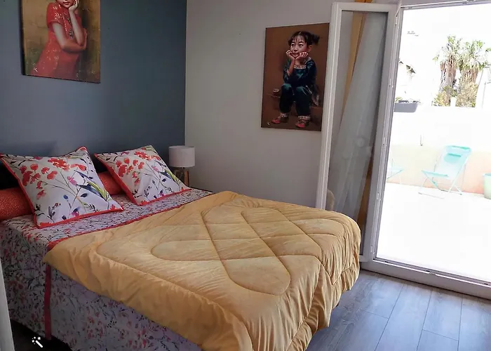 Chic Et Douillet Apartment *